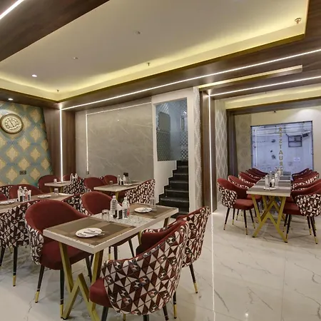 Hotel Premium Suites Near Delhi Airport-3